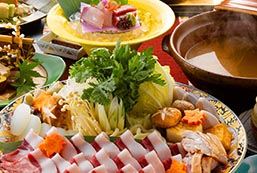 湯の山温泉　寿亭